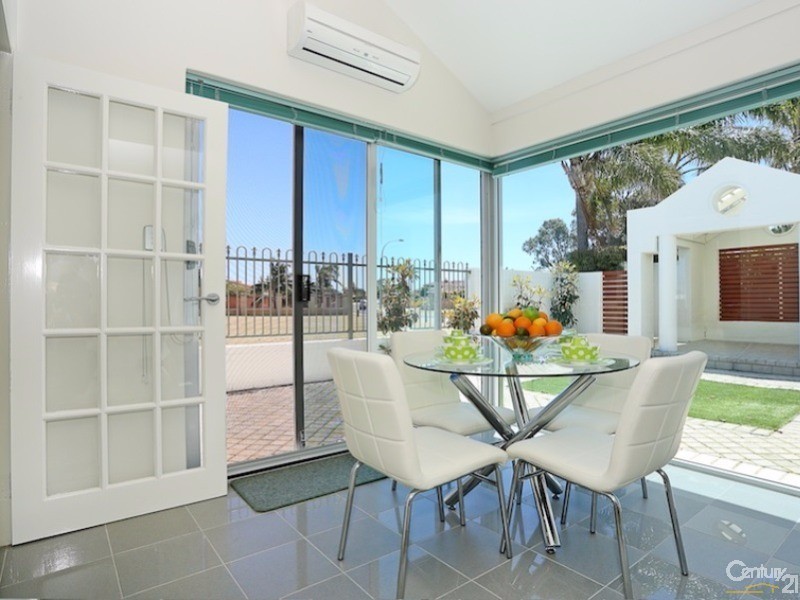 127 Leslie Street, Dudley Park WA 6210