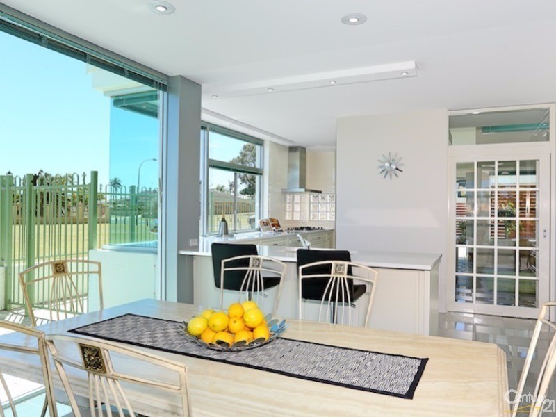 127 Leslie Street, Dudley Park WA 6210