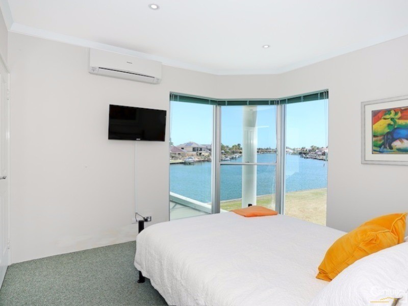 127 Leslie Street, Dudley Park WA 6210