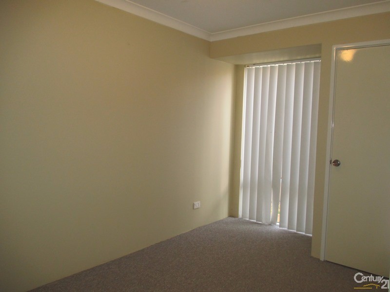 3 Sunningdale Chase, Meadow Springs WA 6210