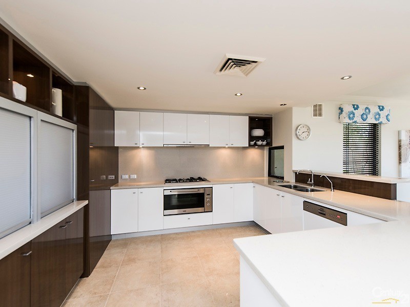 5 Waterlily Drive, Dudley Park WA 6210