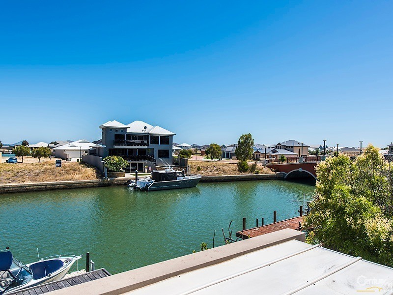 5 Waterlily Drive, Dudley Park WA 6210