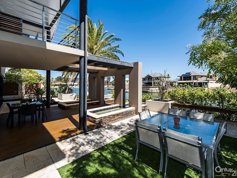 5 Waterlily Drive, Dudley Park WA 6210