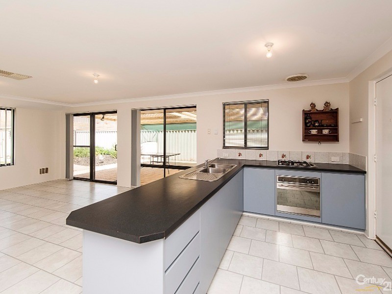 23 Dunster Way, Orelia WA 6167