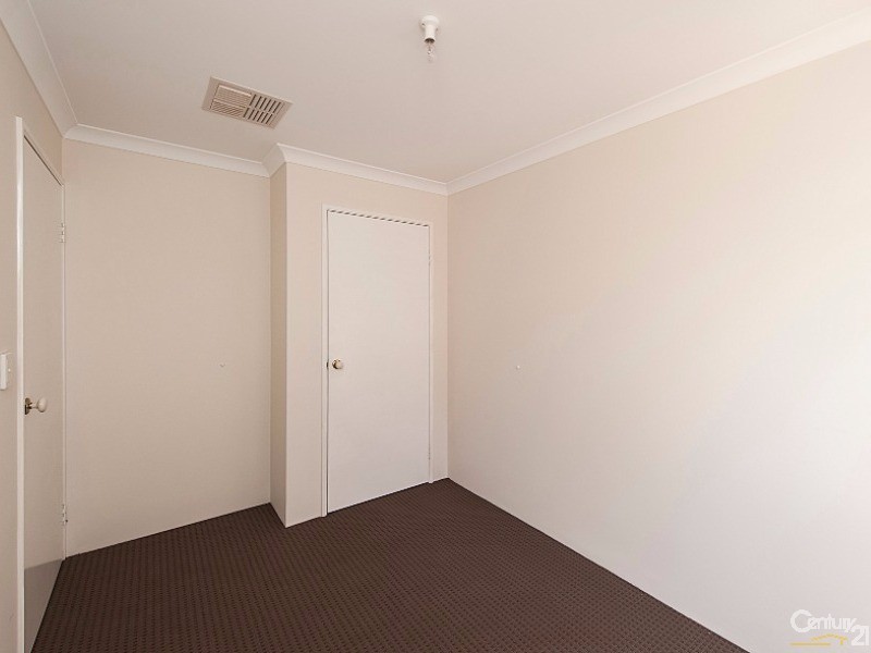 23 Dunster Way, Orelia WA 6167