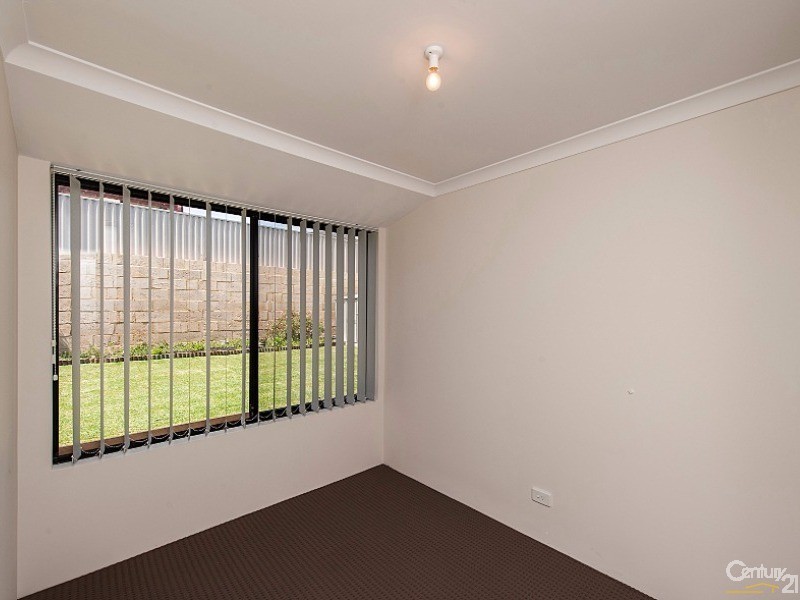 23 Dunster Way, Orelia WA 6167