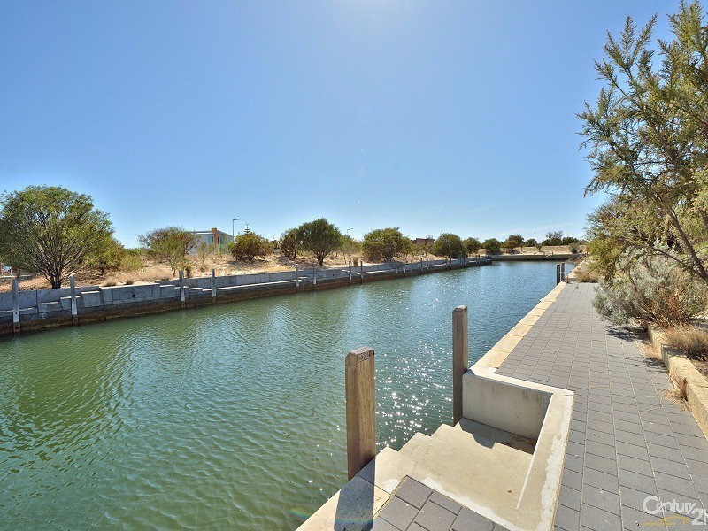 40 Estuary Place, Wannanup WA 6210