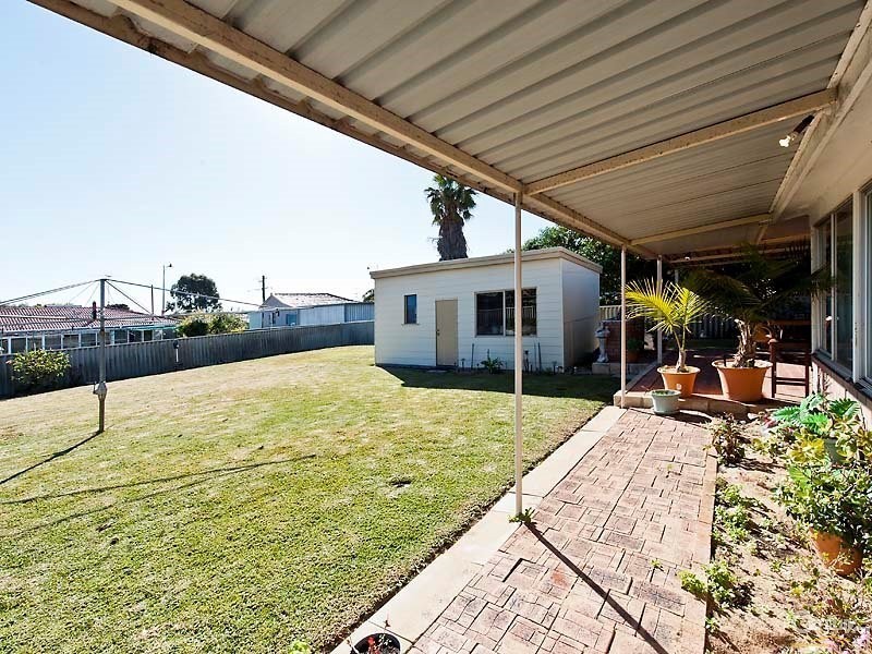 24 Forward Street, Mandurah WA 6210