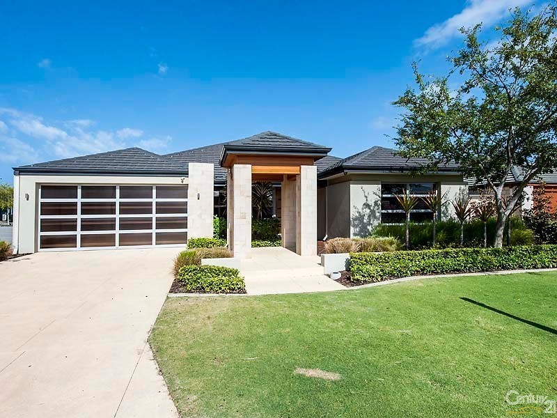 15 Jasper Way, Lakelands WA 6180