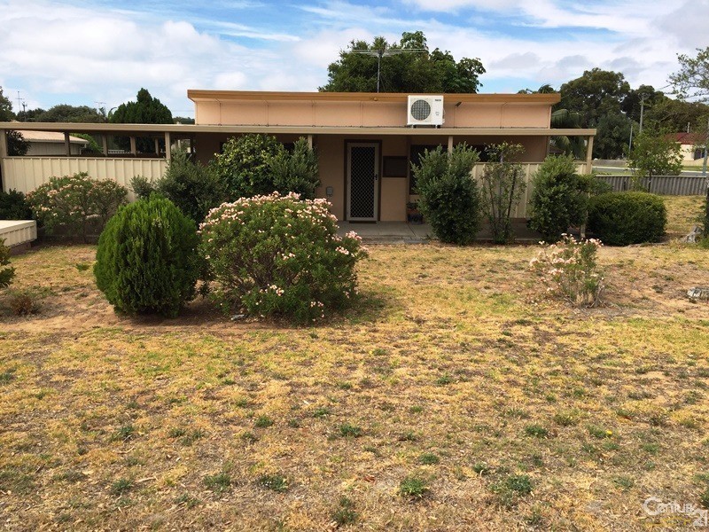 2 Doonda Street, Mandurah WA 6210