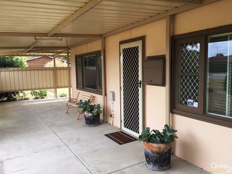 2 Doonda Street, Mandurah WA 6210