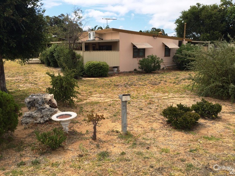 2 Doonda Street, Mandurah WA 6210