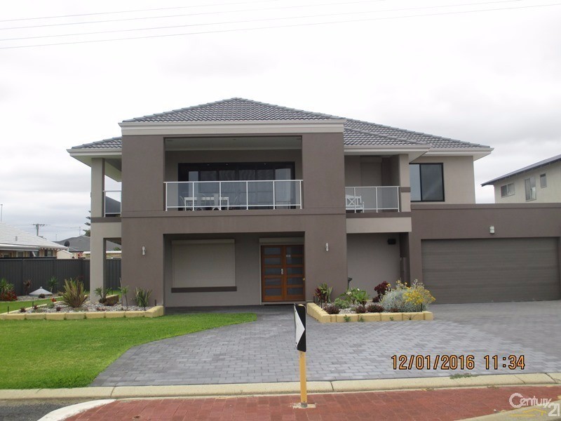 203 Ormsby Terrace, Silver Sands WA 6210