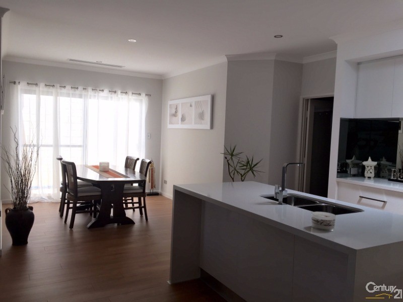 53 Shoveler Crescent, Erskine WA 6210