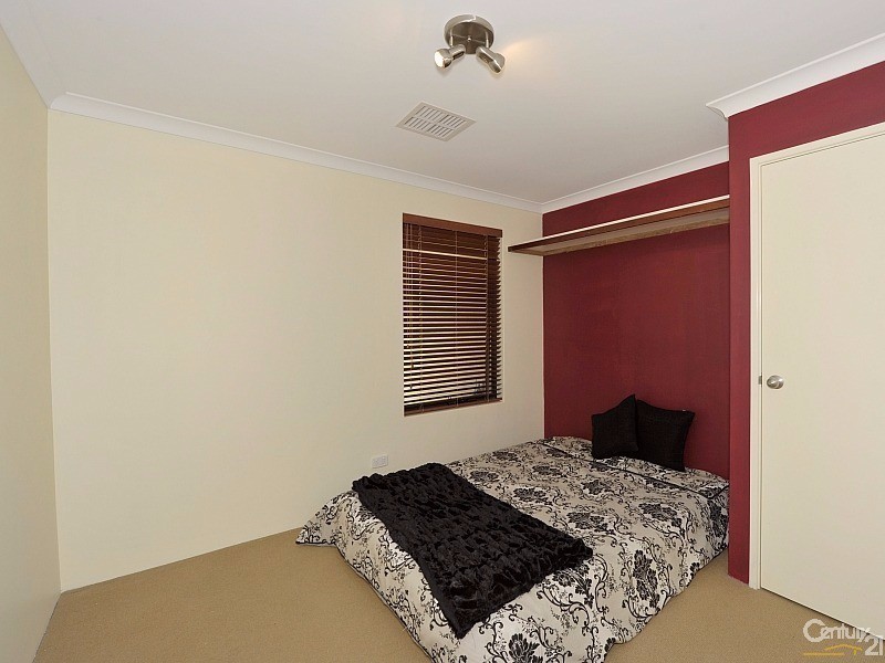 4A Sefton Court, Silver Sands WA 6210