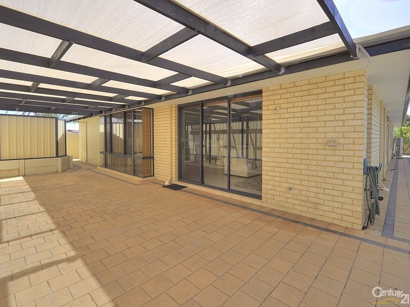 4A Sefton Court, Silver Sands WA 6210