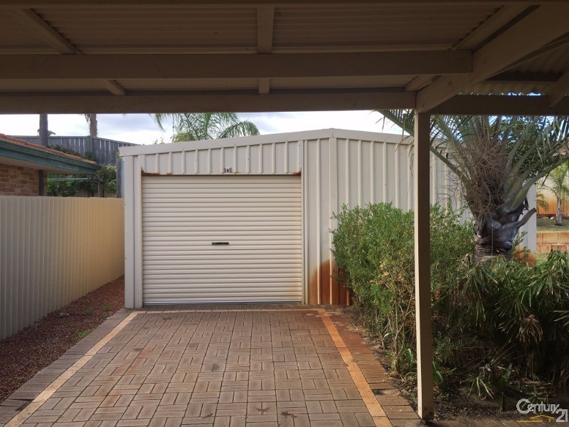 52 Glencoe Parade, Halls Head WA 6210