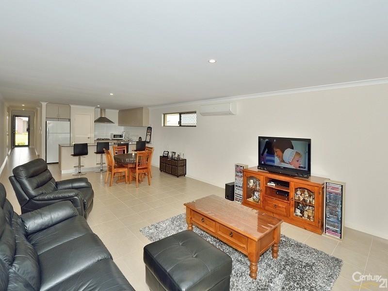 44 Willow Brook View, Meadow Springs WA 6210