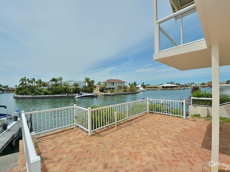 81 Waterside Drive, Dudley Park WA 6210