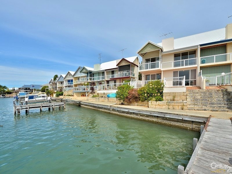 81 Waterside Drive, Dudley Park WA 6210