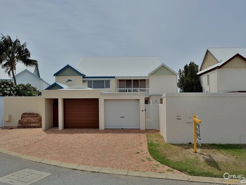 81 Waterside Drive, Dudley Park WA 6210