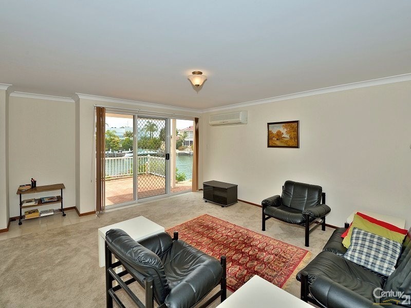 81 Waterside Drive, Dudley Park WA 6210