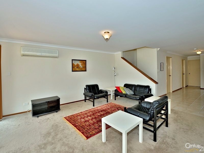 81 Waterside Drive, Dudley Park WA 6210