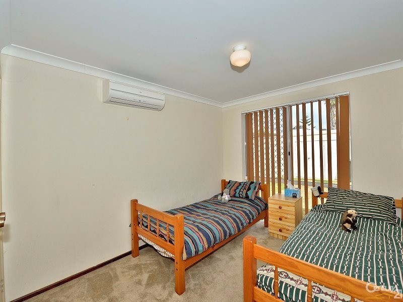 81 Waterside Drive, Dudley Park WA 6210