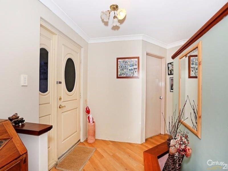 8 Pennington Gardens, Erskine WA 6210