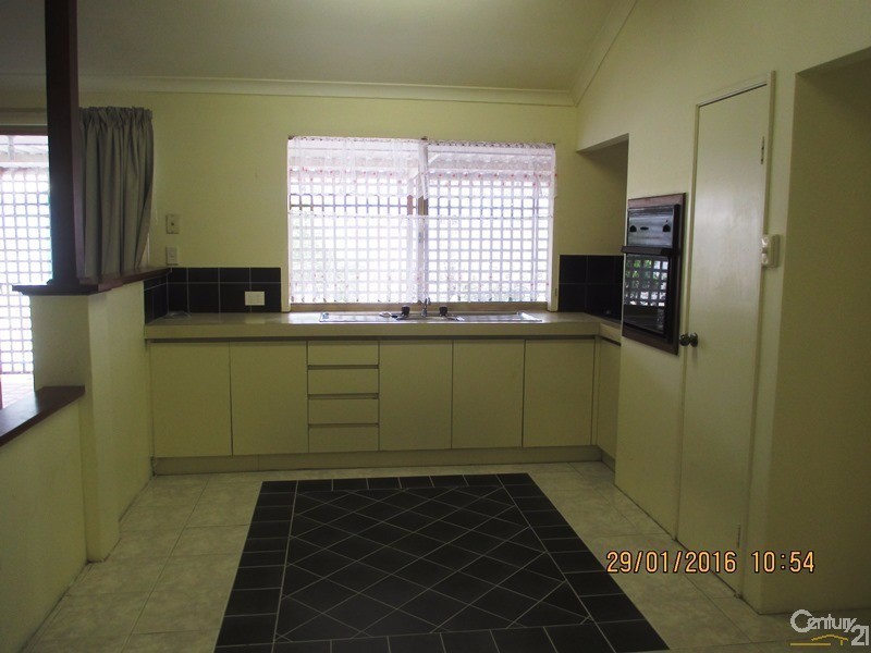 10 Olympus Rise, Greenfields WA 6210