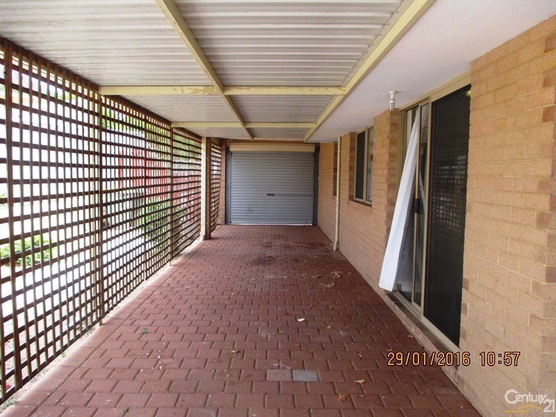 10 Olympus Rise, Greenfields WA 6210
