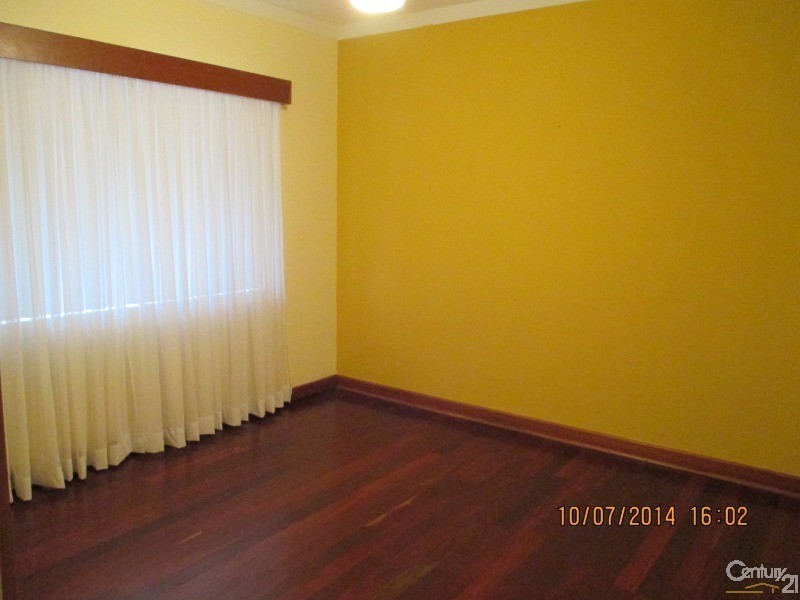 32 Peel Street, Mandurah WA 6210