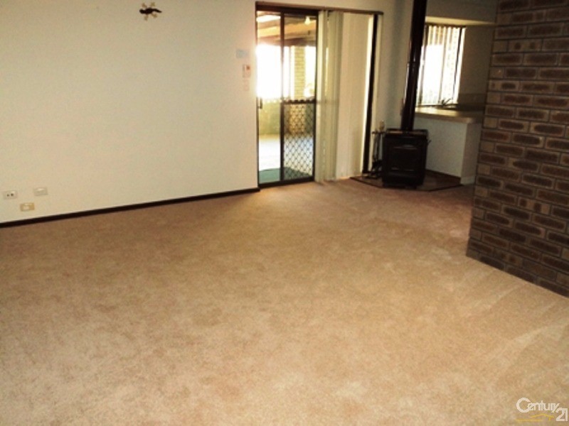 5 Kolan Close, Dudley Park WA 6210