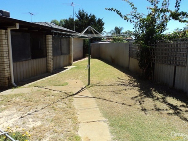 5 Kolan Close, Dudley Park WA 6210