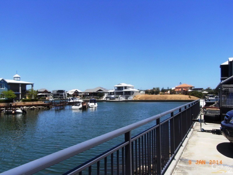 40/206 Mary Street, Halls Head WA 6210