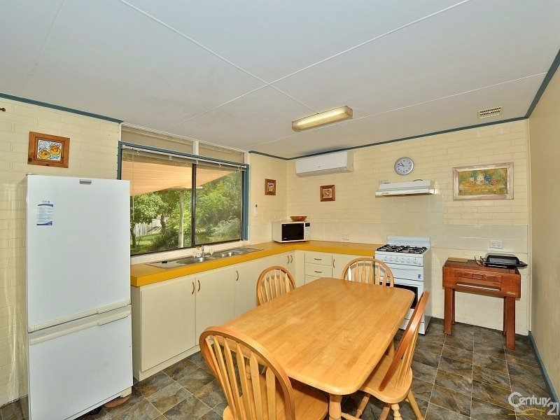 10 Mill Place, Dudley Park WA 6210