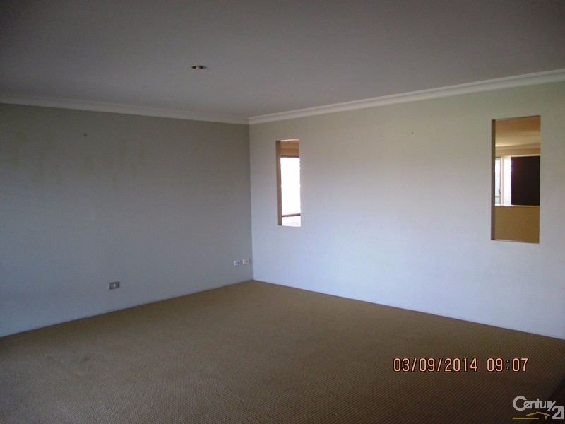 19 Grasshill Grange, Halls Head WA 6210