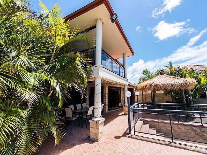 21 Eunamara Retreat, Halls Head WA 6210