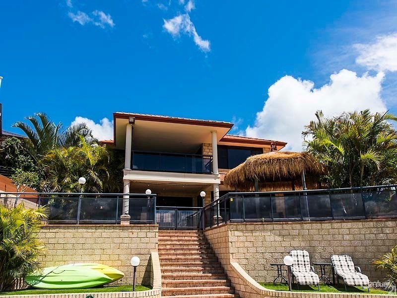 21 Eunamara Retreat, Halls Head WA 6210