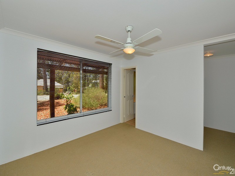 1 Begonia Court, Dwellingup WA 6213