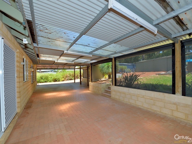 1 Begonia Court, Dwellingup WA 6213