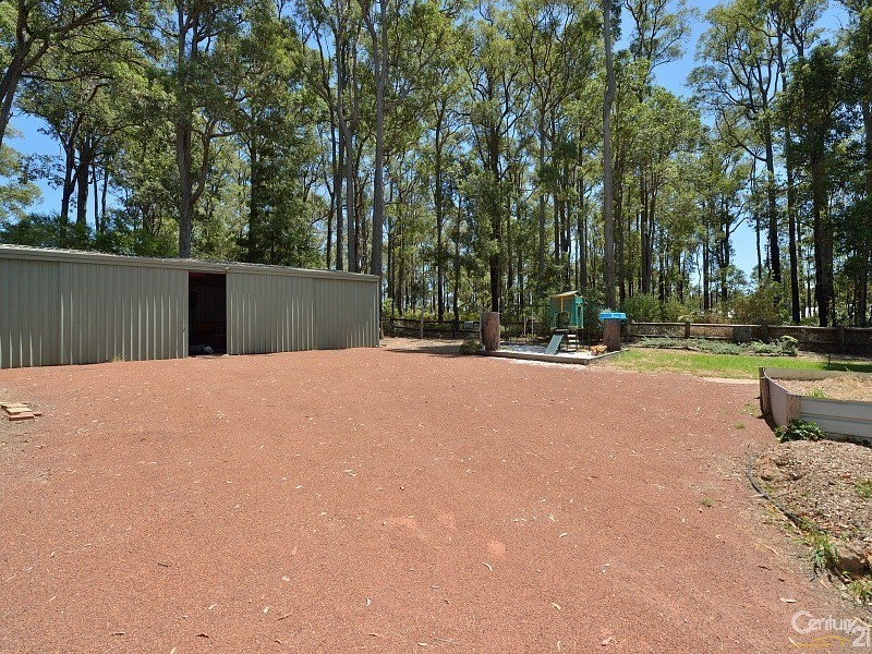 1 Begonia Court, Dwellingup WA 6213