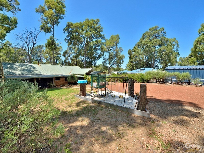 1 Begonia Court, Dwellingup WA 6213