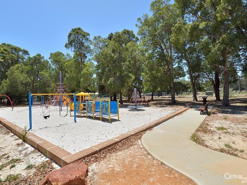 1 Begonia Court, Dwellingup WA 6213