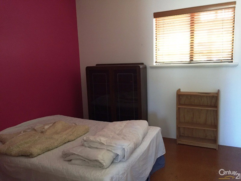13 -15 Balwina Road, Greenfields WA 6210