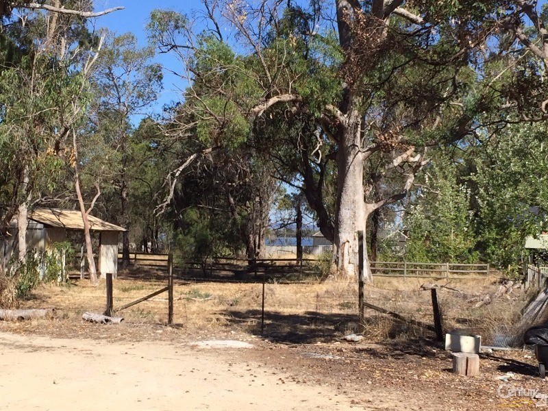 13 -15 Balwina Road, Greenfields WA 6210