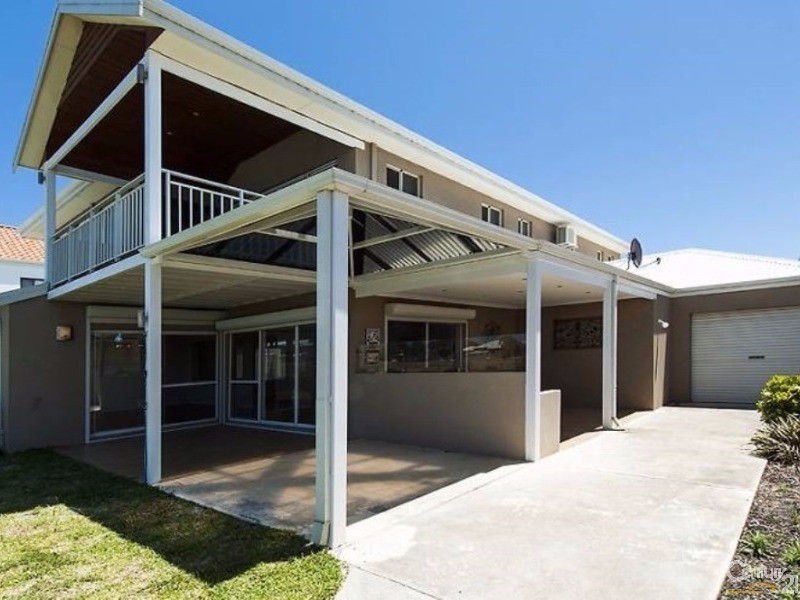 33 Waterlily Drive, Dudley Park WA 6210