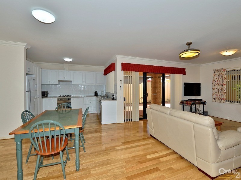 13 Westringia Way  ,Waratah Village, Wannanup, Mandurah WA 6210