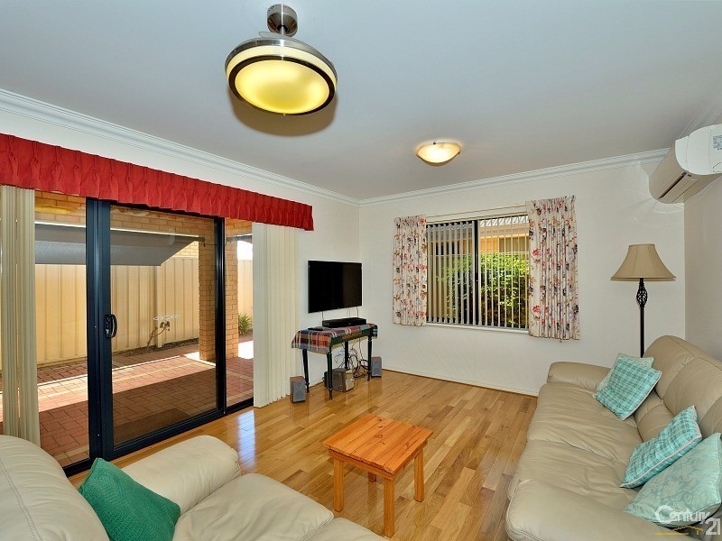 13 Westringia Way  ,Waratah Village, Wannanup, Mandurah WA 6210