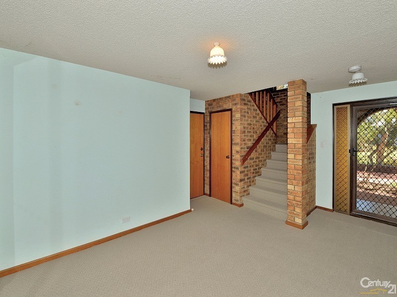 4/12 Henson Street, Mandurah WA 6210